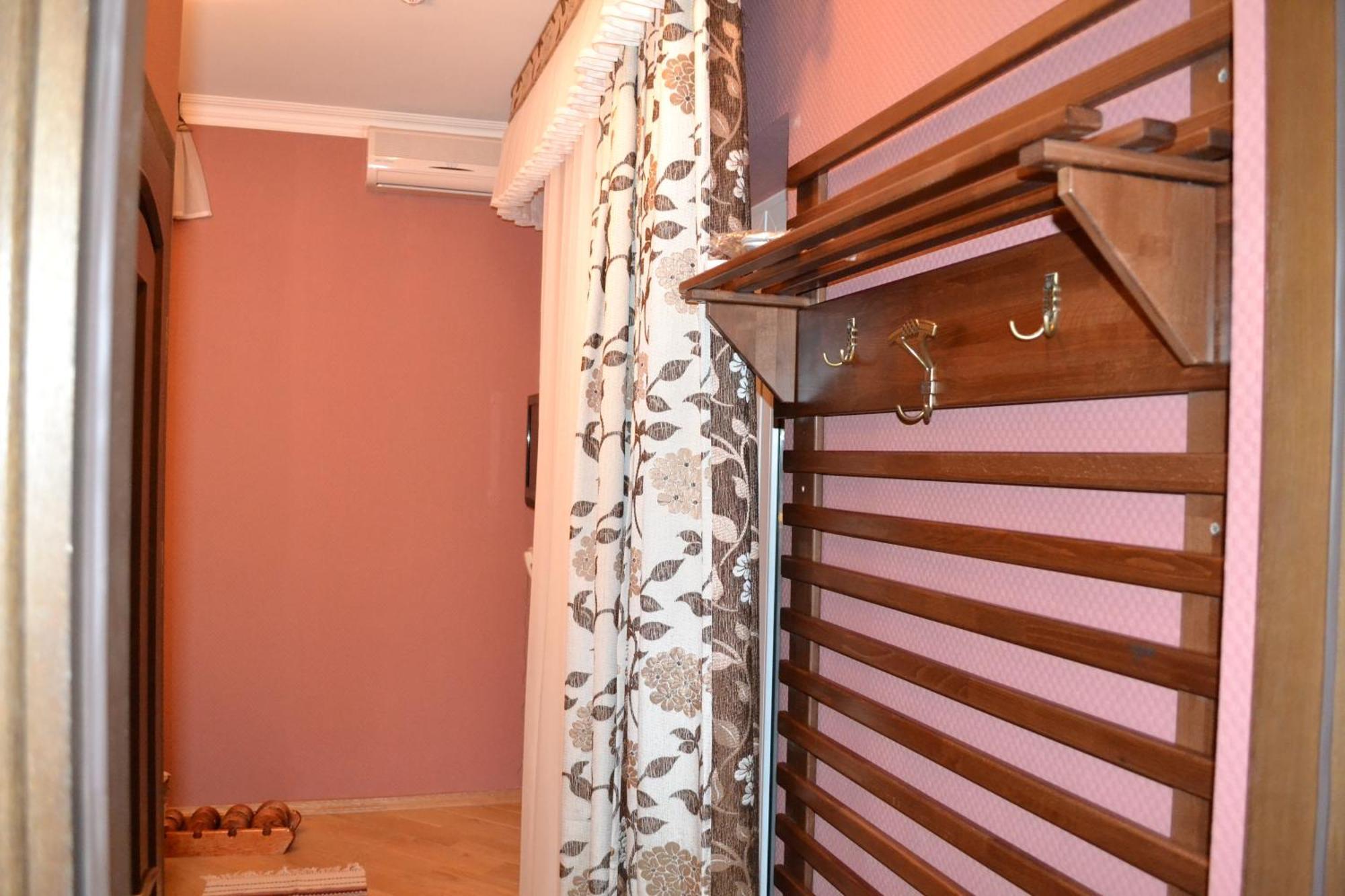 Zolota Forel Hotel Korostov Oda fotoğraf