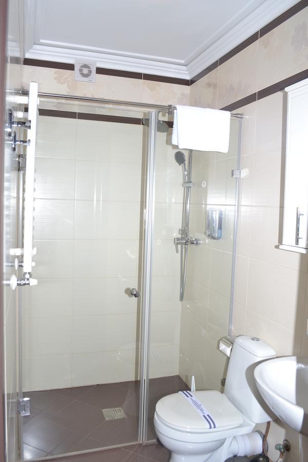 Zolota Forel Hotel Korostov Oda fotoğraf