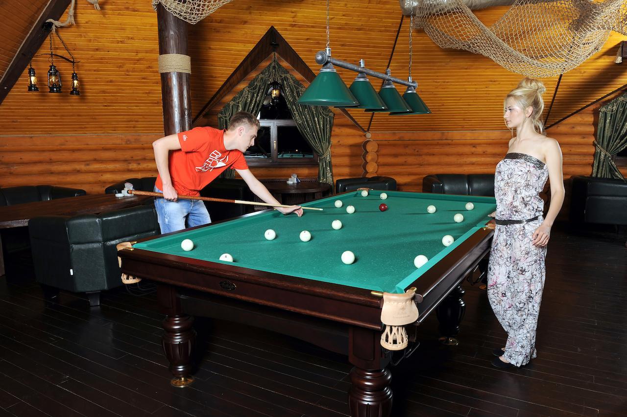 Zolota Forel Hotel Korostov Dış mekan fotoğraf
