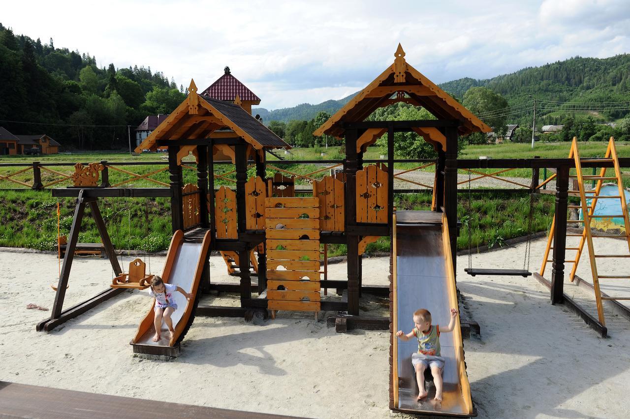 Zolota Forel Hotel Korostov Dış mekan fotoğraf